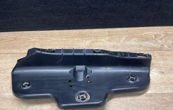 Ford Kuga II Headlight/headlamp mounting bracket GV4117E762AB