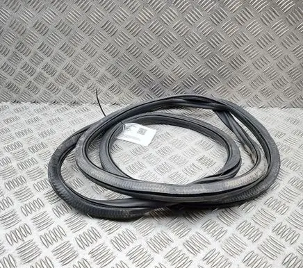 Porsche Panamera (971) Rubber seal rear door 971831721