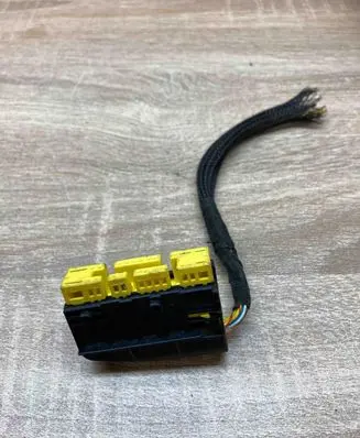 BMW 5 E39 Plug wire 8369719