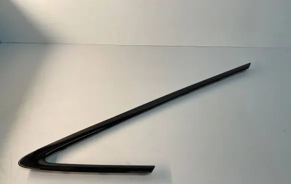 BMW 2 F45 Front triangle window/glass 270000817