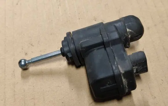 Chrysler Sebring (ST-22 - JR) Headlight level adjustment motor 