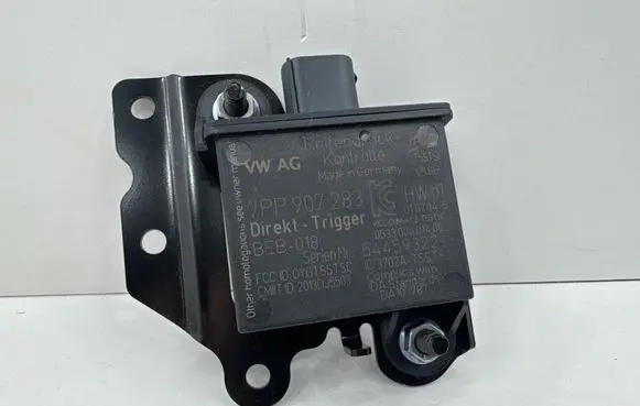 Bentley Mulsanne Tire pressure sensor 7PP907283 3y0907114