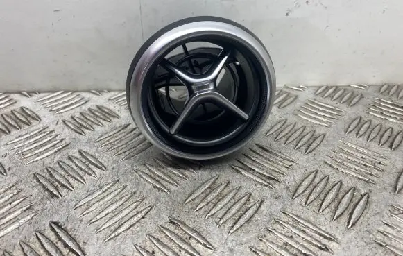 Dash center air vent grill