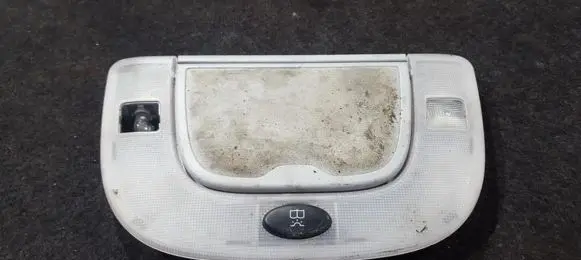 Mercedes-Benz S W220 Front seat light ulo3730
