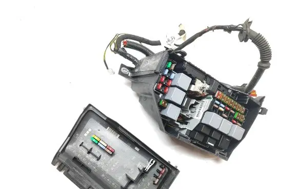 Land Rover Discovery Sport Fuse box set 6G9T14A076CA K067R