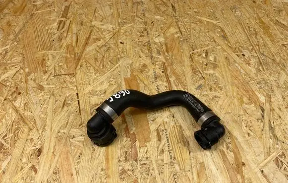 Mercedes-Benz C W205 Engine coolant pipe/hose A2055011600 DBL625416