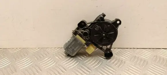 Volkswagen Golf VII Front door window regulator motor 5Q0959801C