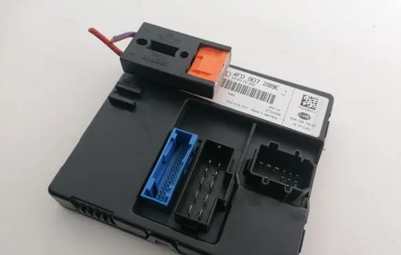 Audi A6 S6 C6 4F Comfort/convenience module 4F0907289E