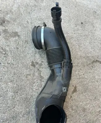 BMW 3 E92 E93 Turbo air intake inlet pipe/hose 1212110167 780006709