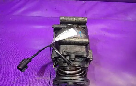 Ford Focus C-MAX Air conditioning (A/C) compressor (pump)