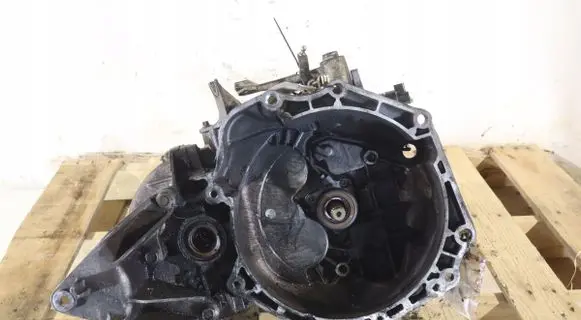 Opel Astra J Manual 6 speed gearbox 55194293