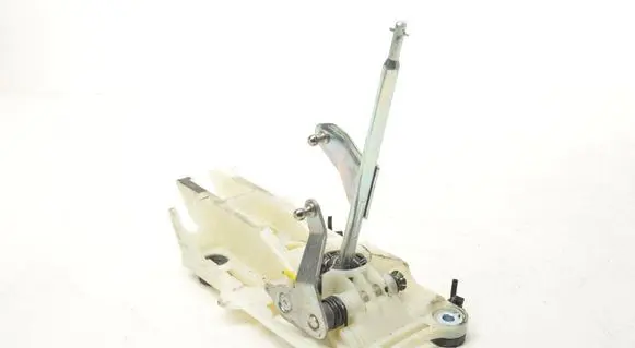 Volvo C30 Gear shifter/selector 31325014