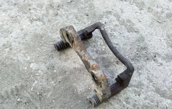 Nissan Almera Tino Front Brake Caliper Pad/Carrier 