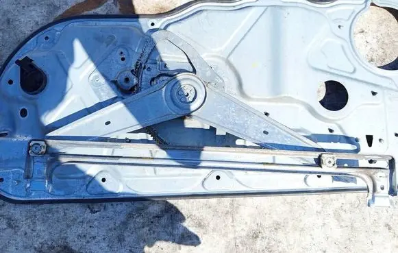 Volvo C30 Sliding door window regulator with motor 