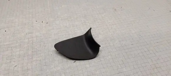 Toyota Verso Other front door trim element 692770F010