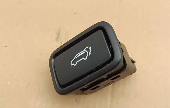 KIA EV6 Tailgate opening switch 120035778 81880B9100 2206142400