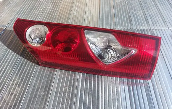 Renault Kangoo II Rear/tail lights 5511982RLDUE 8200419945