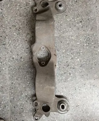 Audi A4 S4 B6 8E 8H Gearbox mounting bracket 8e0399263