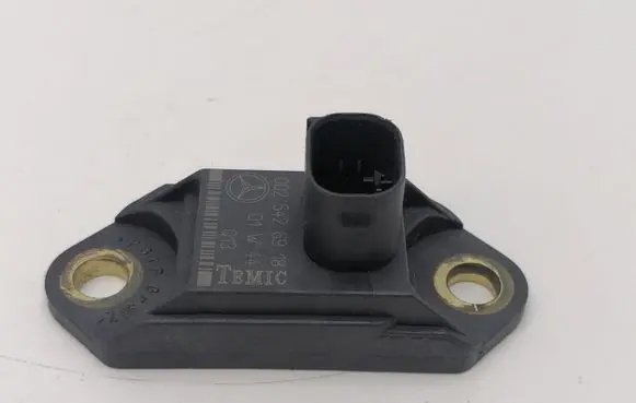 Mercedes-Benz S W220 Airbag deployment crash/impact sensor 0025426918