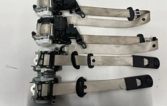 BMW X7 G07 Set of seat belts 