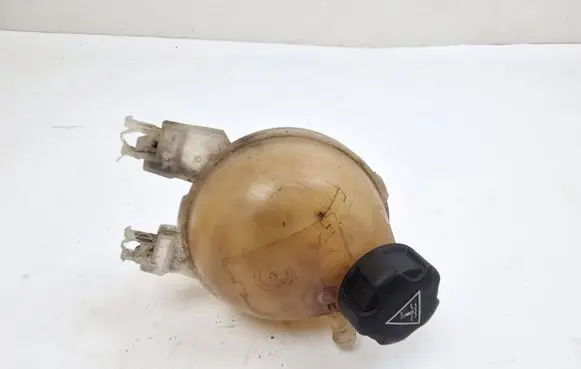 Citroen DS3 Coolant expansion tank/reservoir 