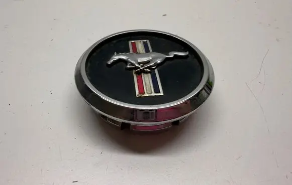 Ford Mustang V Original wheel cap 5W1J1A096BA