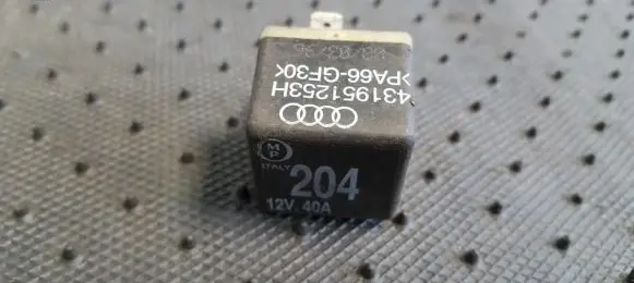 Audi A4 S4 B5 8D Other relay 431951253H