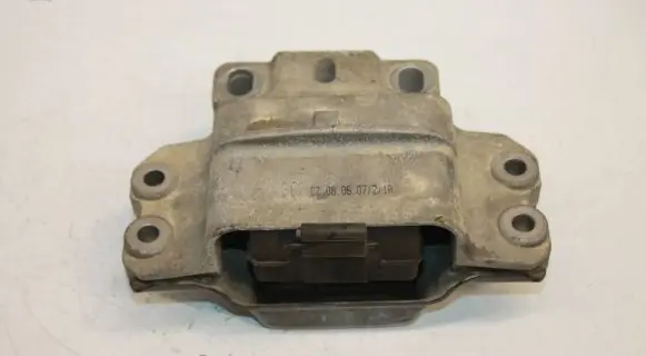 Audi A3 S3 8P Engine mount bracket 1K0199555