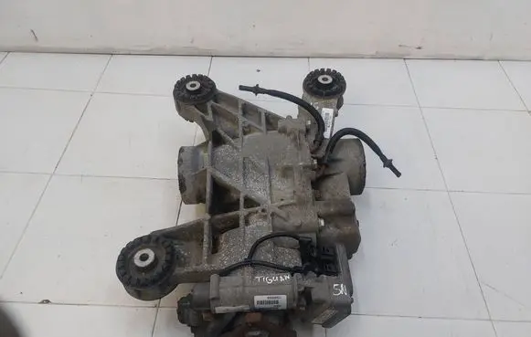 Volkswagen Tiguan Rear differential 0AY907554B 0AY525010B