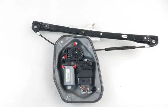 Volkswagen Golf Plus Rear door window regulator with motor 5M0839401B 1K4839461A