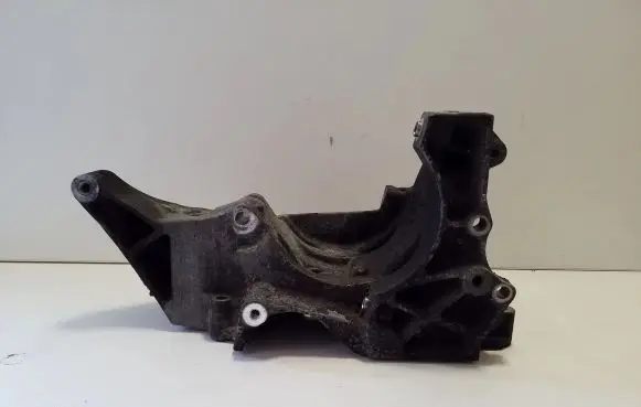 Generator/alternator bracket
