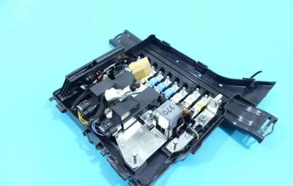 Porsche Panamera (970) Fuse box set 970.610.303.01 IMPRK1318668