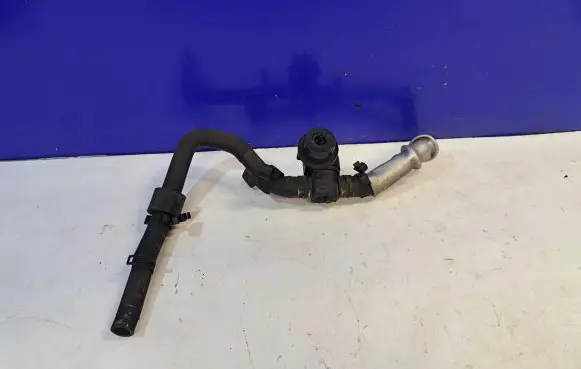 Porsche Cayenne (92A) Engine coolant pipe/hose 7P5122049Q