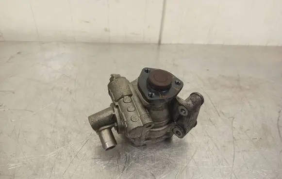 Mercedes-Benz C W203 Power steering pump A0044661301