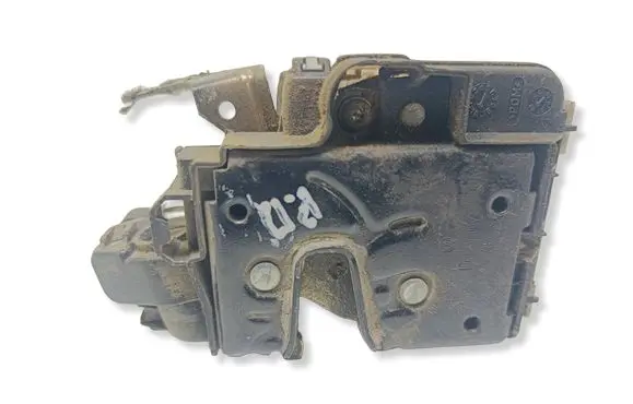 Volkswagen Polo III 6N 6N2 6NF Front door lock 6N1837016E