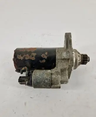 Volkswagen Golf VI Starter motor 