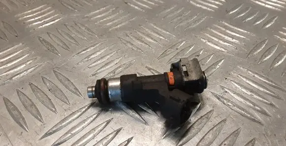 Nissan Micra Fuel injector 0280158501