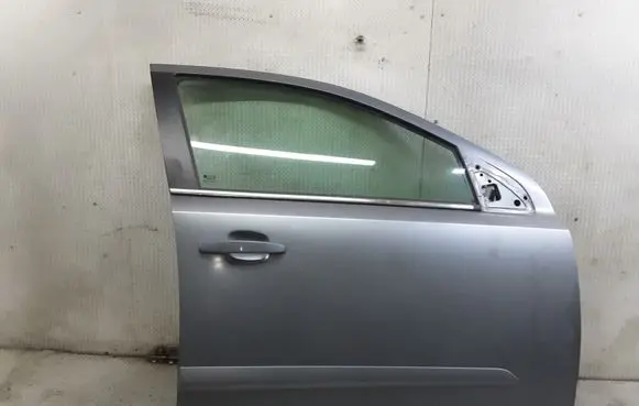 Opel Astra H Front door 