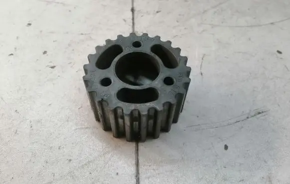 Skoda Superb B6 (3T) Fuel pump gear (pulley) 03L130111D
