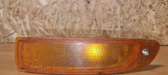 Mazda Xedos 9 Front indicator light 0454107l