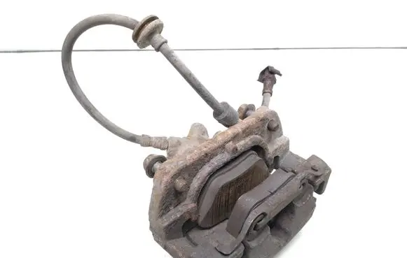 BMW X3 E83 Front brake caliper