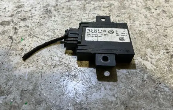 Porsche Cayenne (9PA) Alarm control unit/module 7L0907719 510190351 H04S0020
