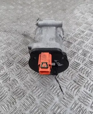 Toyota RAV 4 (XA50) Air conditioning (A/C) compressor (pump) 0424001100 ESB27C 148416