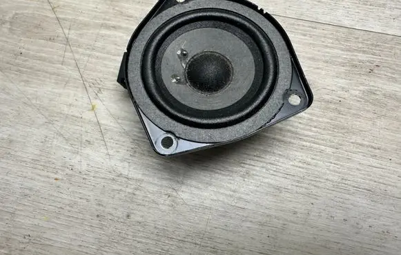 Porsche Cayenne (92A) Panel speaker 7PP035828D