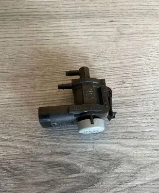 Volkswagen Multivan T5 Turbo solenoid valve 1K0906283A