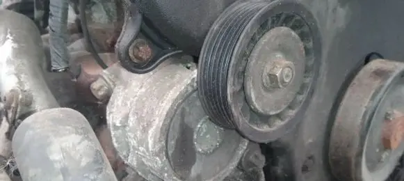 Cadillac CTS Generator/alternator belt tensioner