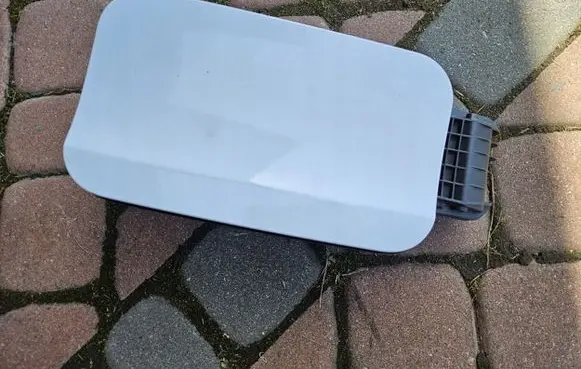 Opel Combo E Fuel tank cap