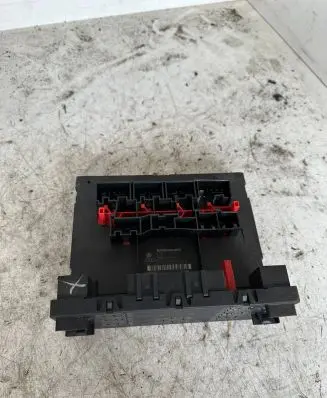 Volkswagen Golf Plus Fuse box set 3c0937049e