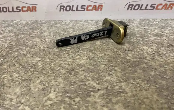 Mitsubishi L200 Front door check strap stopper