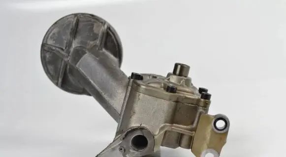 Audi A6 S6 C6 4F Oil pump 059115105